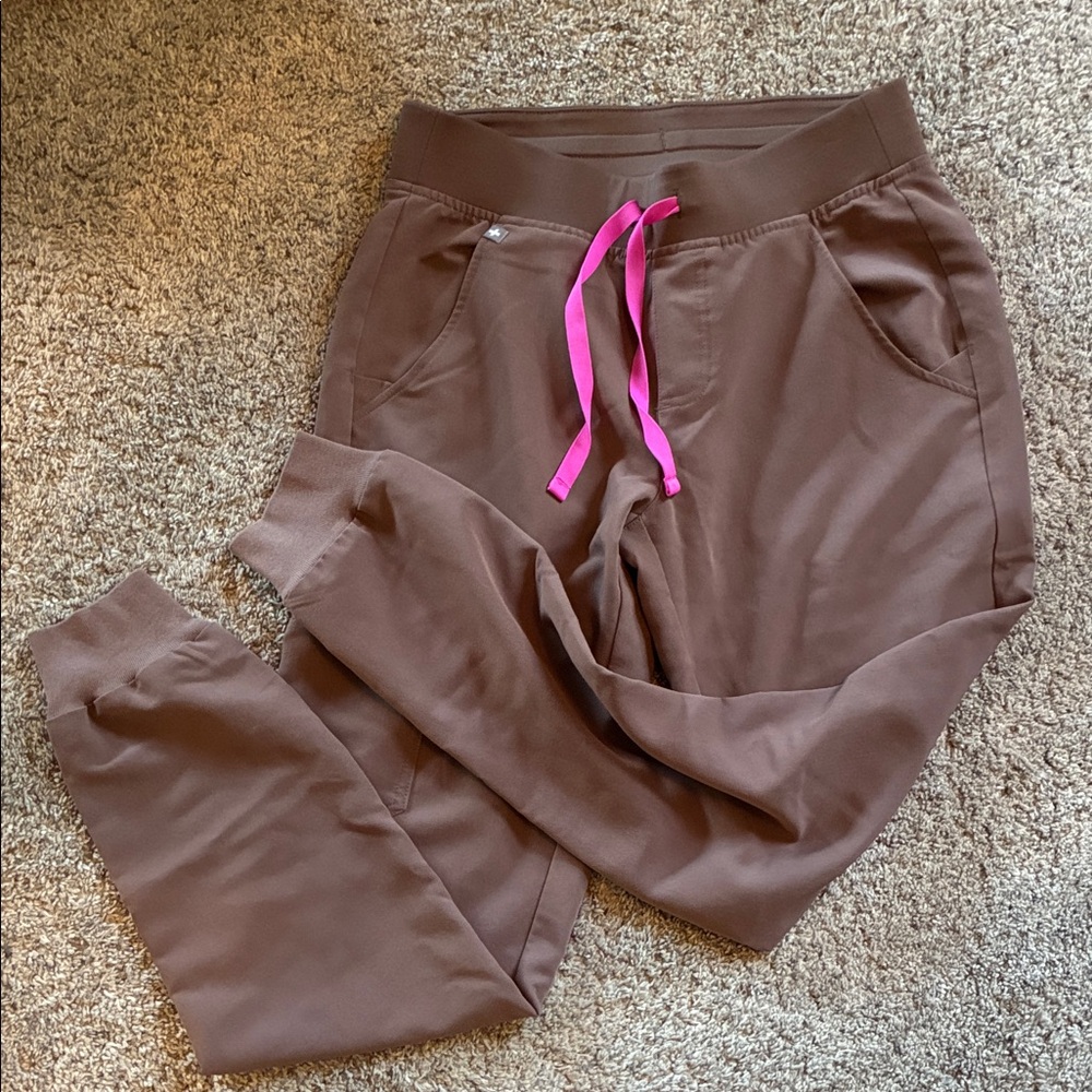 FIGS retired color- Smokey Taupe